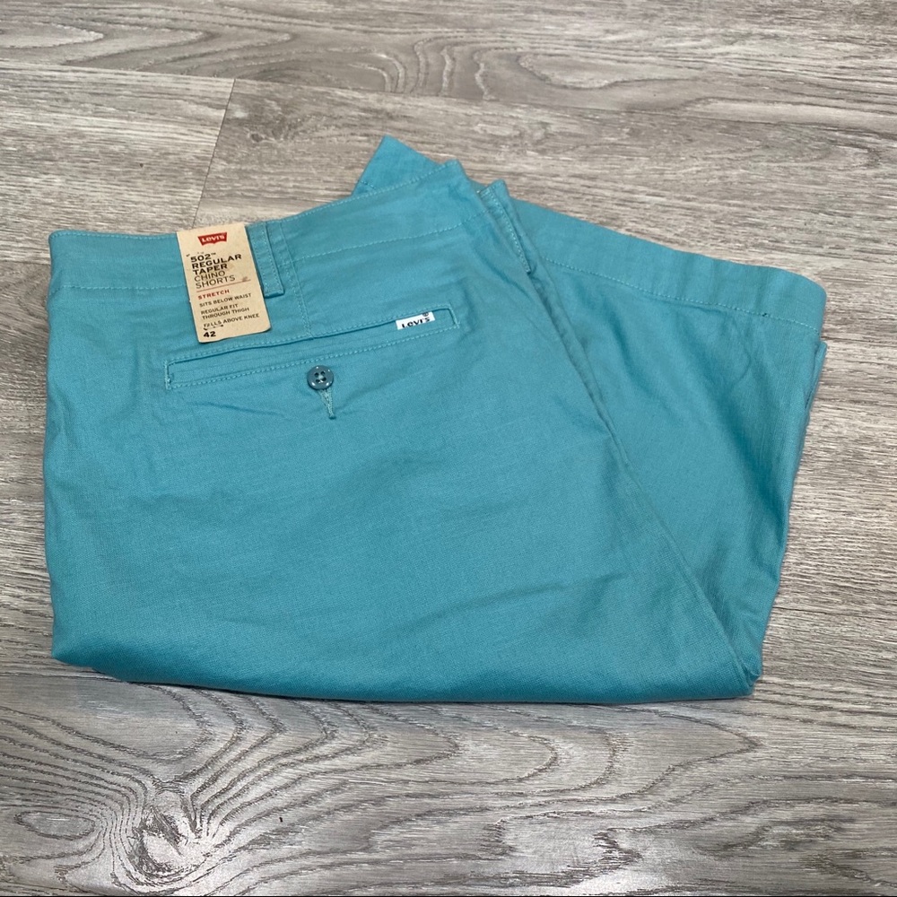 Levi’s 502 Regular Taper Shorts